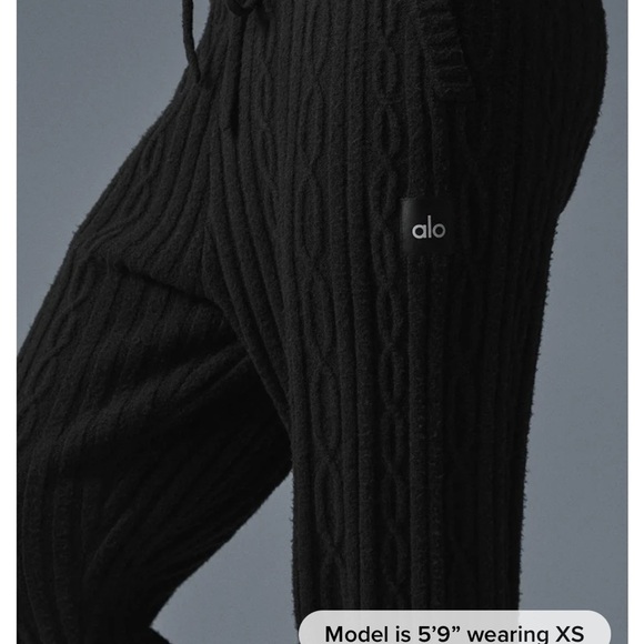 ALO Yoga Pants - ALO Black Cable Knit winter bliss pants